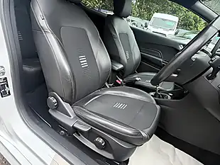 Used 2018 Ford Fiesta ST-Line X White - Interior and Exterior details 16