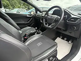 Used 2018 Ford Fiesta ST-Line X White - Interior and Exterior details 17
