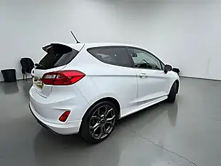 Used 2018 Ford Fiesta ST-Line X White - Interior and Exterior details 7