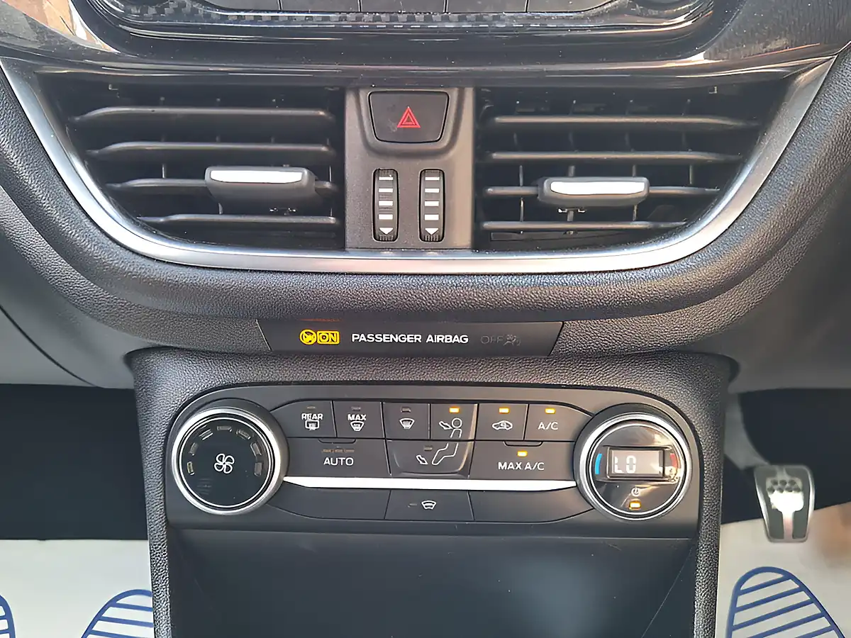 Used 2018 Ford Fiesta ST-Line X White - Interior and Exterior details 19