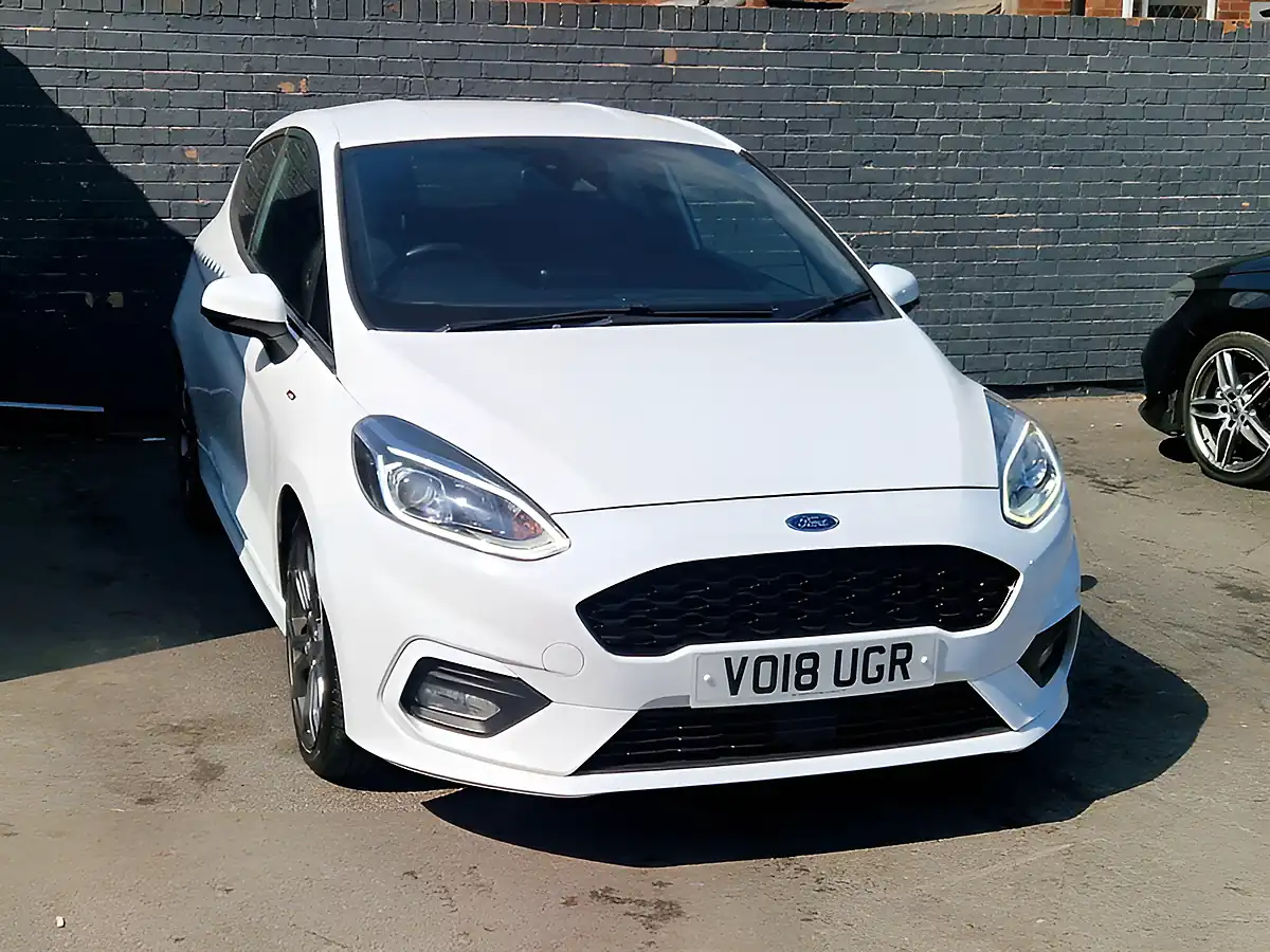 Used 2018 Ford Fiesta ST-Line X White - Interior and Exterior details 3