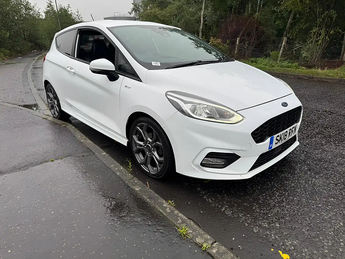 Used 2018 Ford Fiesta ST-Line X White - Front View