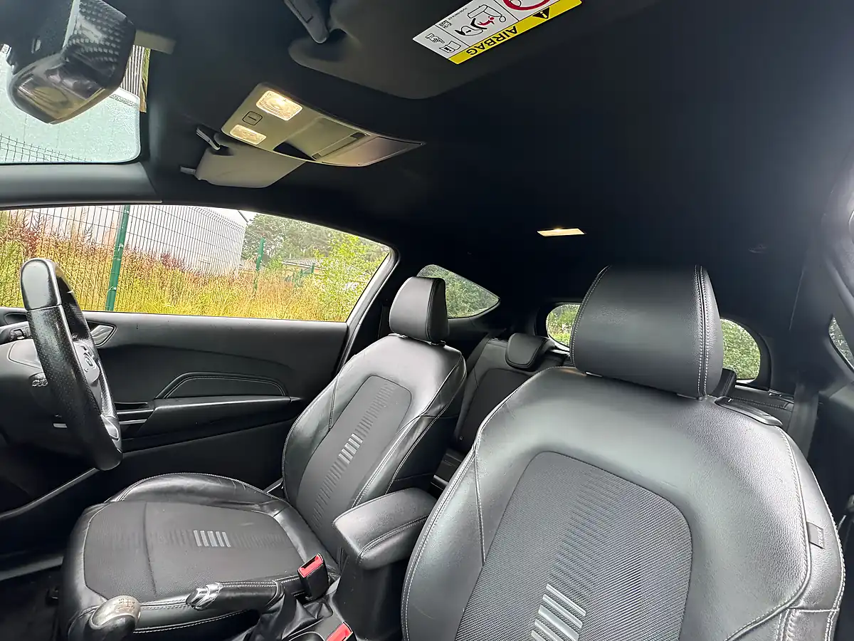 Used 2018 Ford Fiesta ST-Line X White - Interior and Exterior details 10