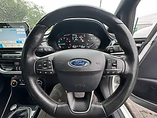 Used 2018 Ford Fiesta ST-Line X White - Interior and Exterior details 15