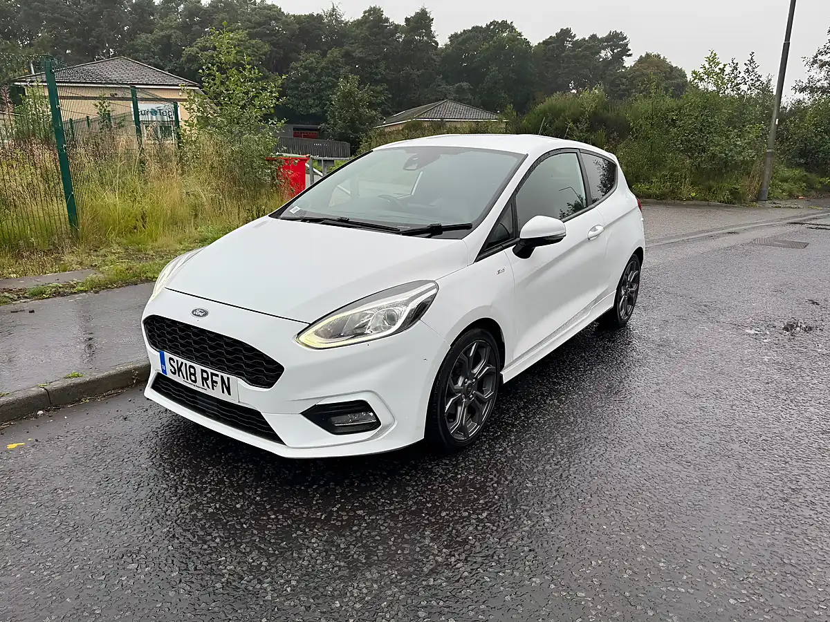 Used 2018 Ford Fiesta ST-Line X White - Interior and Exterior details 3