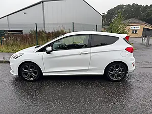 Used 2018 Ford Fiesta ST-Line X White - Interior and Exterior details 5