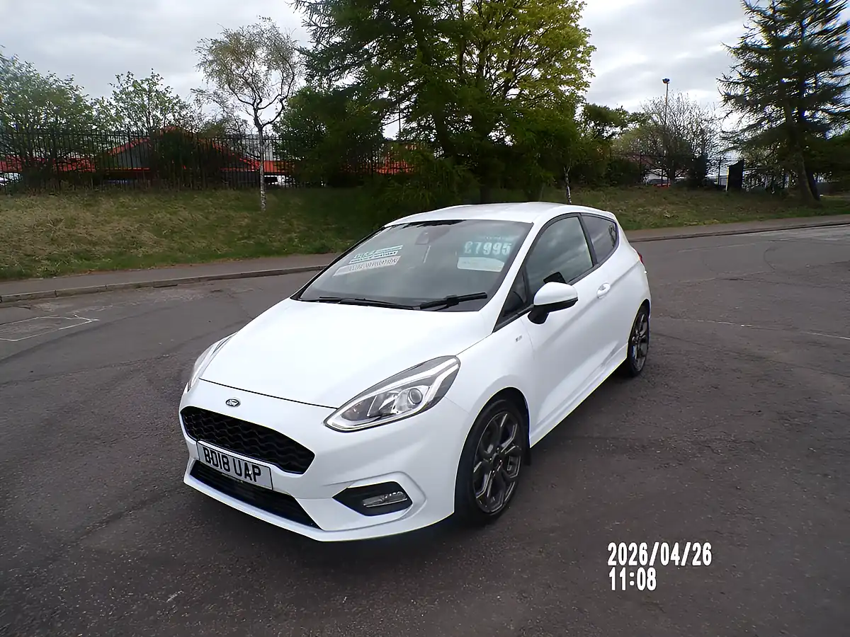 Used 2018 Ford Fiesta ST-Line X White - Interior and Exterior details 13