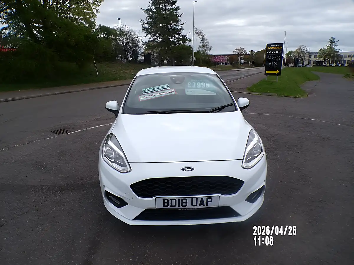 Used 2018 Ford Fiesta ST-Line X White - Interior and Exterior details 14