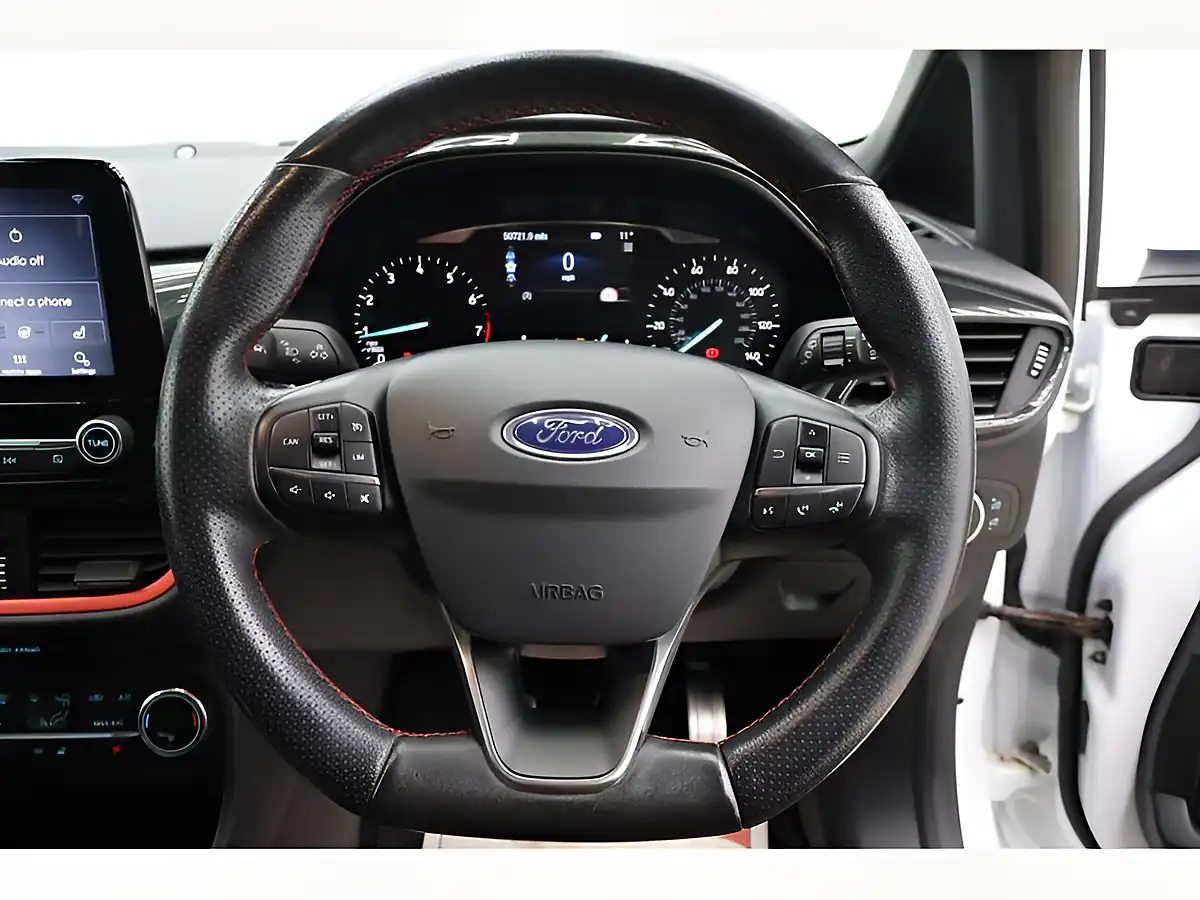 Used 2018 Ford Fiesta ST-Line X White - Interior and Exterior details 11