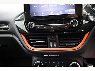 Used 2018 Ford Fiesta ST-Line X White - Interior and Exterior details 14