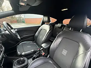 Used 2018 Ford Fiesta ST-Line X White - Interior and Exterior details 12