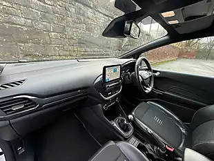 Used 2018 Ford Fiesta ST-Line X White - Interior and Exterior details 13