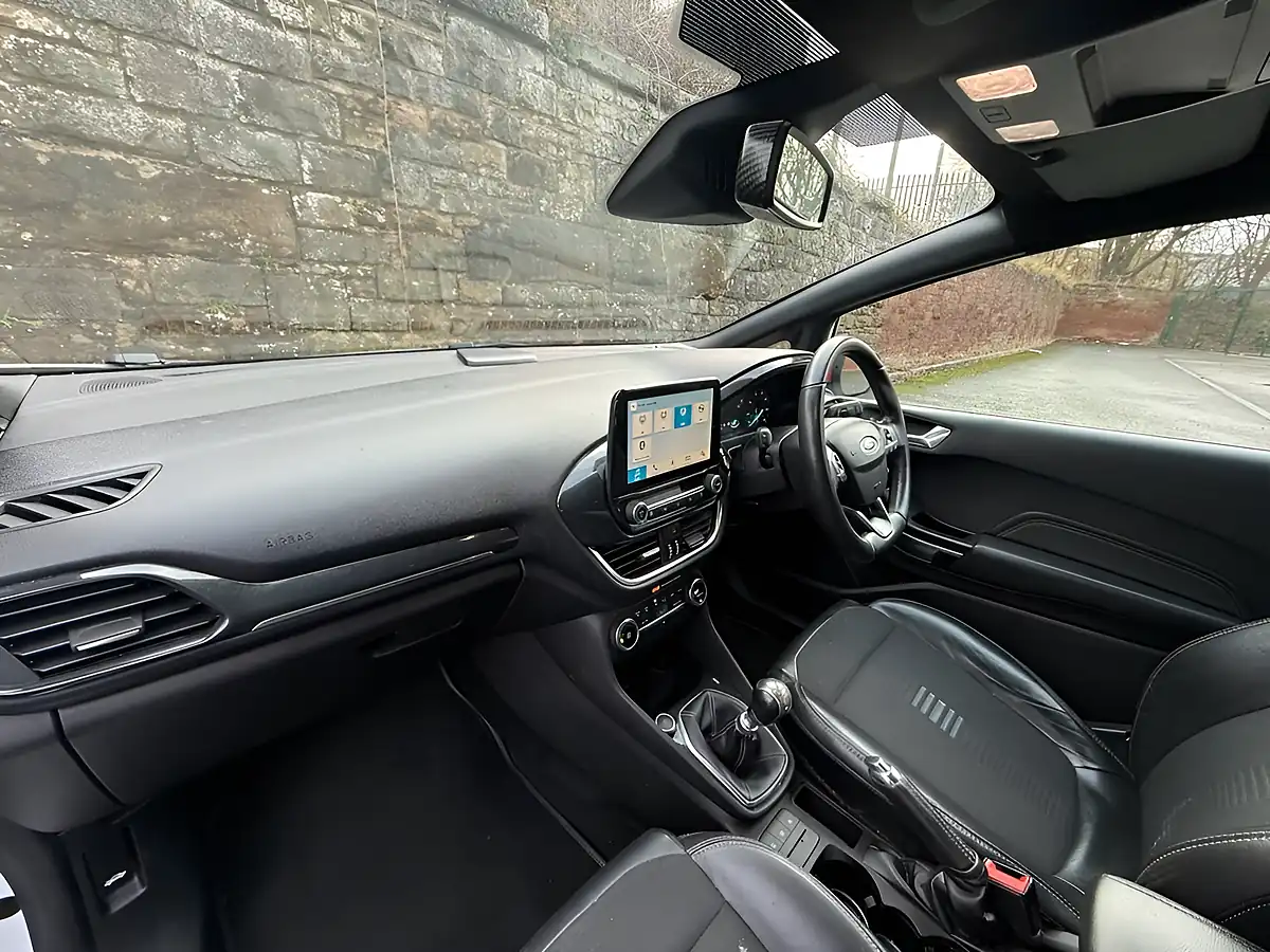 Used 2018 Ford Fiesta ST-Line X White - Interior and Exterior details 13