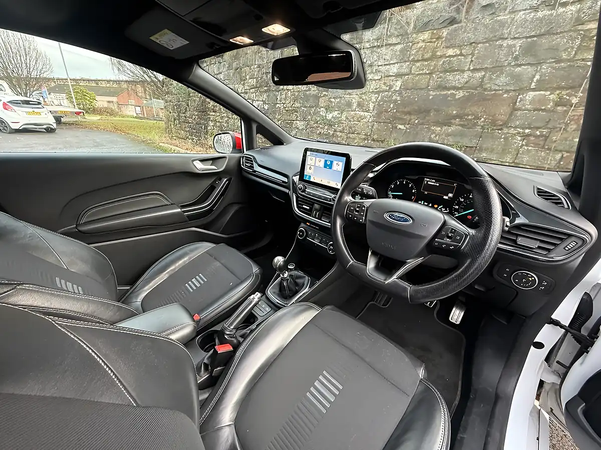 Used 2018 Ford Fiesta ST-Line X White - Interior and Exterior details 15