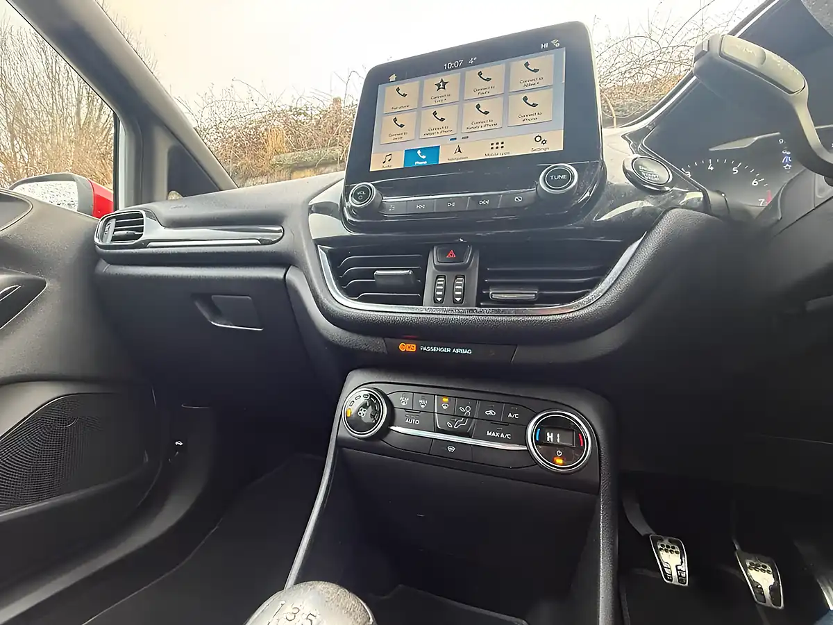 Used 2018 Ford Fiesta ST-Line X White - Interior and Exterior details 19