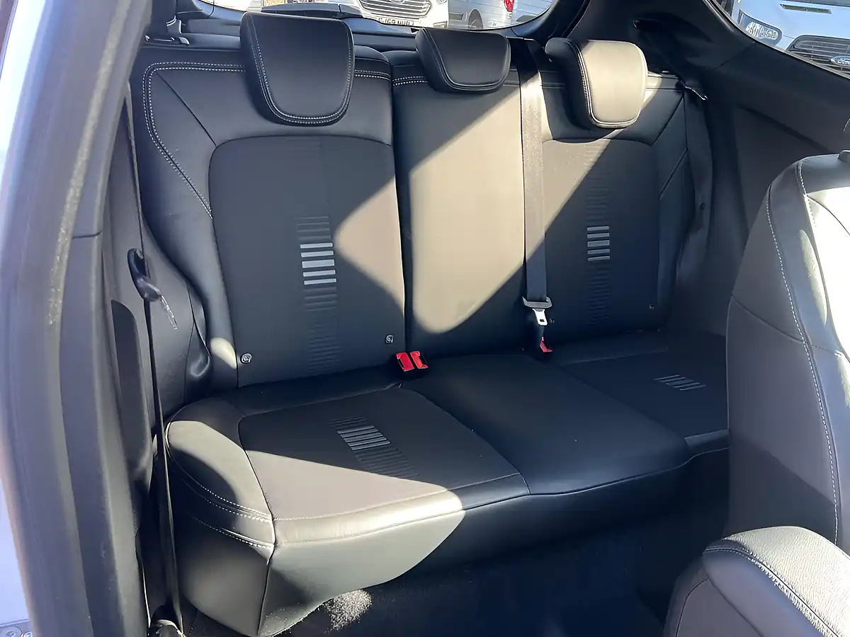 Used 2018 Ford Fiesta ST-Line X White - Interior and Exterior details 12
