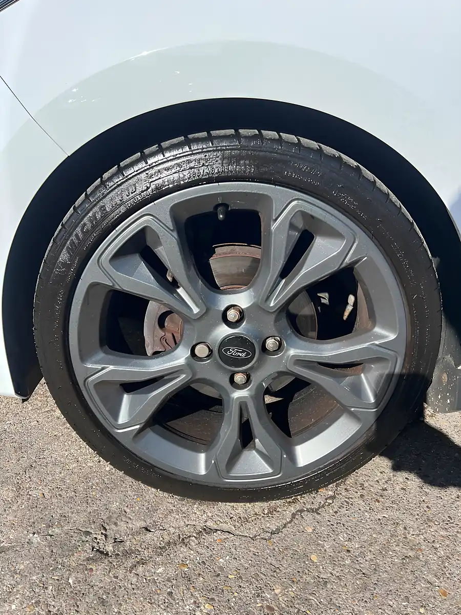 Used 2018 Ford Fiesta ST-Line X White - Interior and Exterior details 19