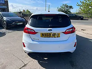 Used 2018 Ford Fiesta ST-Line X White - Interior and Exterior details 5