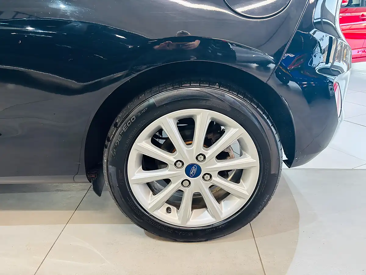 Used 2018 Ford Fiesta Titanium Black - Interior and Exterior details 11