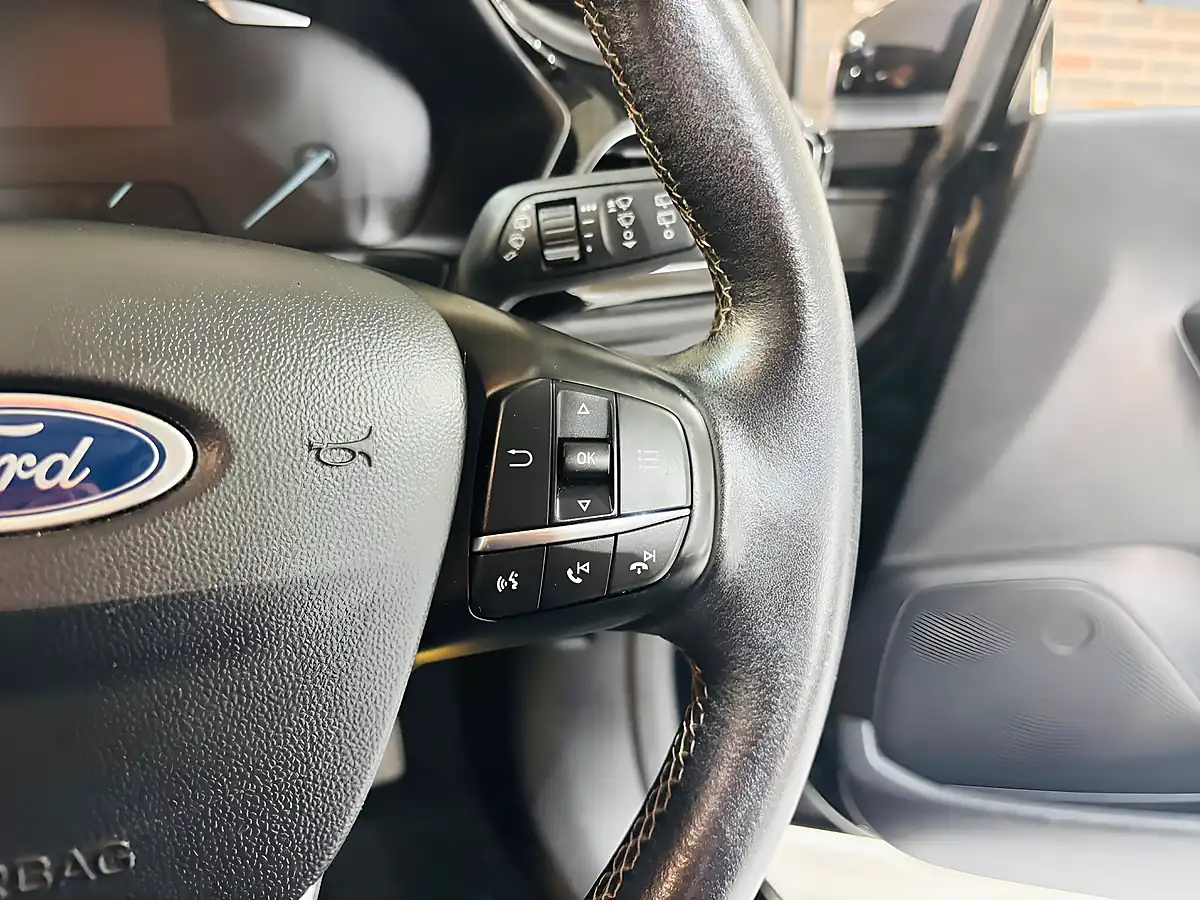 Used 2018 Ford Fiesta Titanium Black - Interior and Exterior details 16