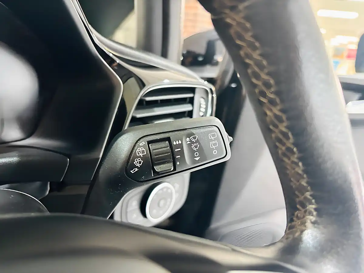 Used 2018 Ford Fiesta Titanium Black - Interior and Exterior details 17