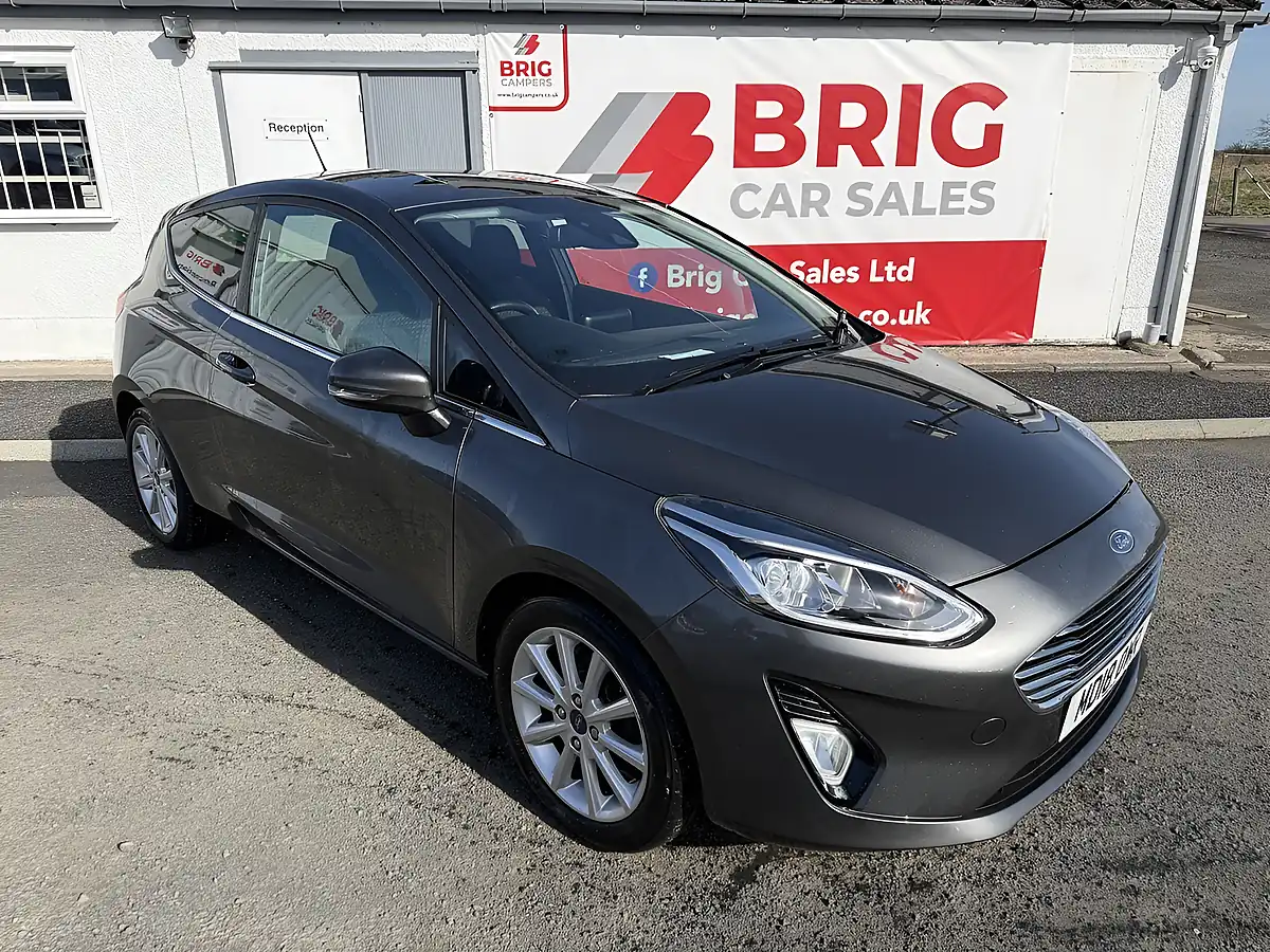 Used 2018 Ford Fiesta Titanium Grey - Front View