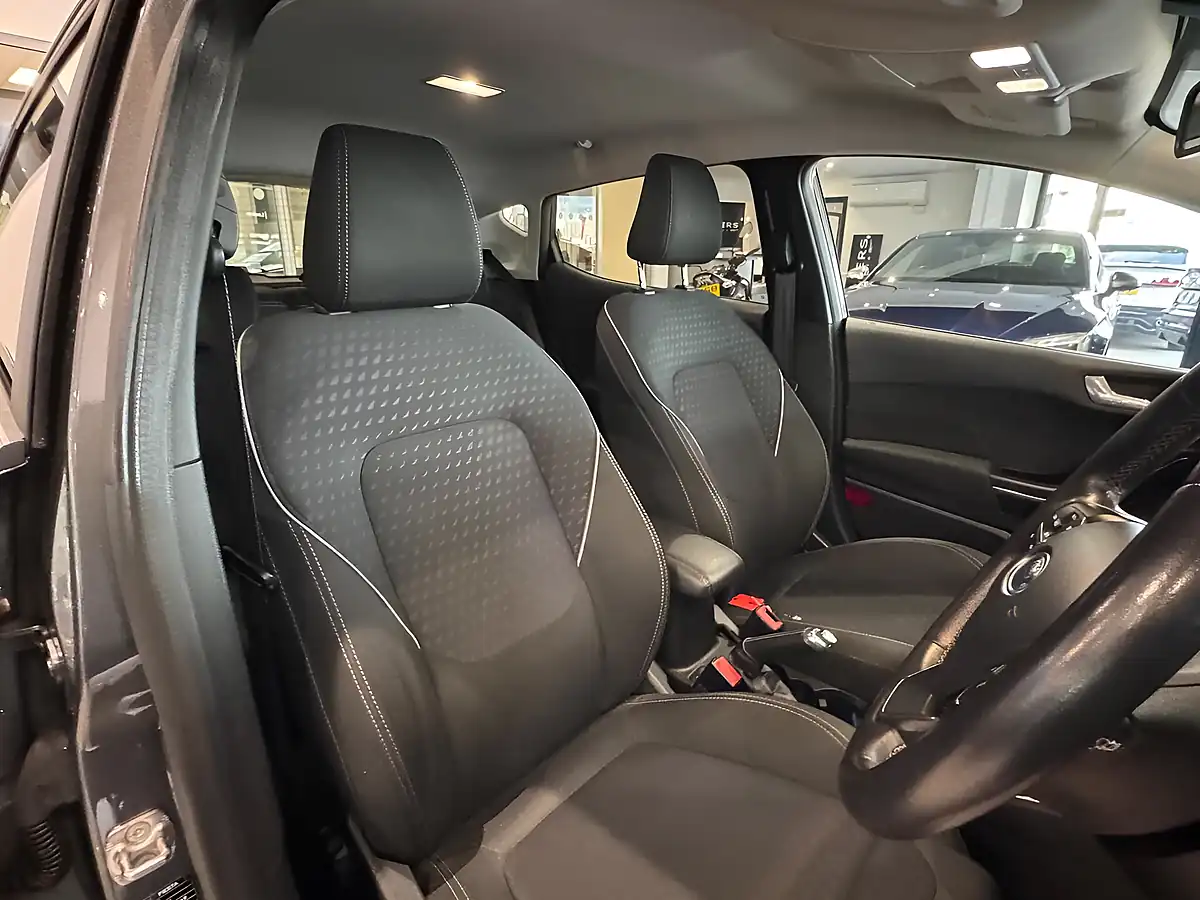 Used 2018 Ford Fiesta Titanium Grey - Interior and Exterior details 10