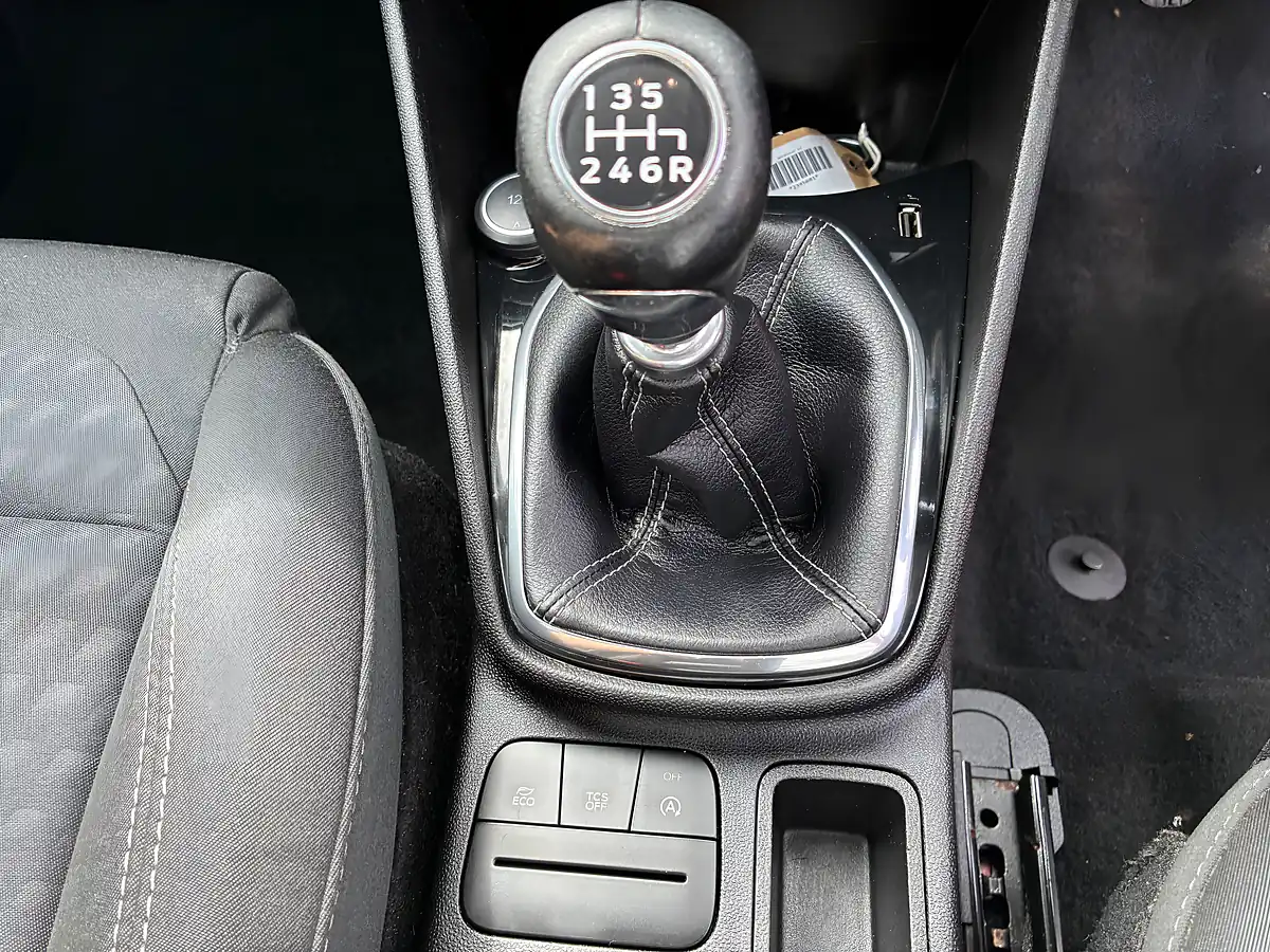 Used 2018 Ford Fiesta Titanium Red - Interior and Exterior details 16
