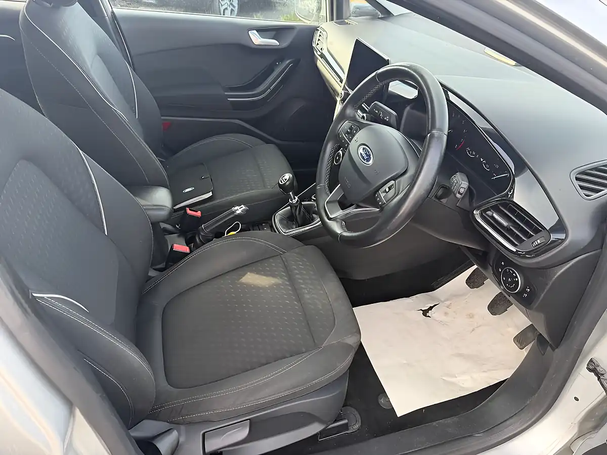 Used 2018 Ford Fiesta Titanium Silver - Interior and Exterior details 11