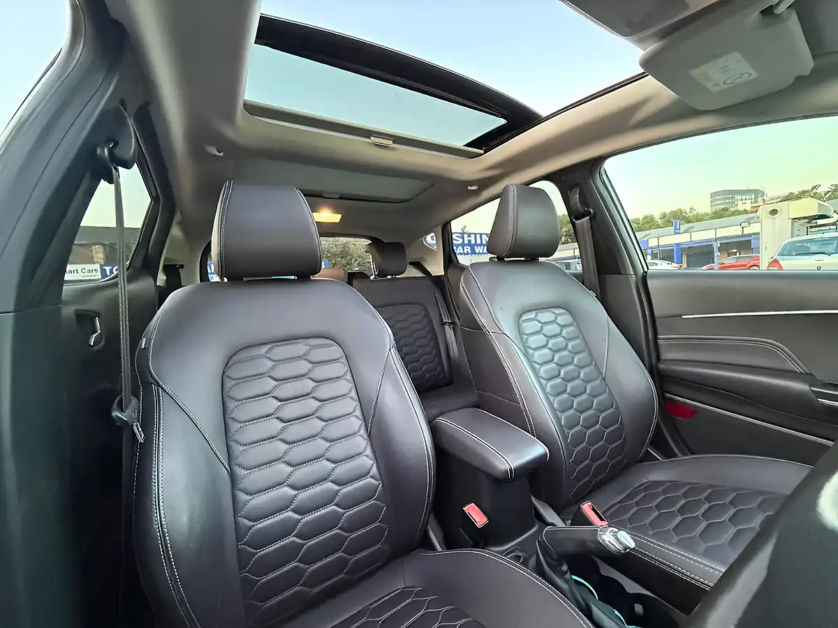 Used 2018 Ford Fiesta Vignale Grey - Interior and Exterior details 19