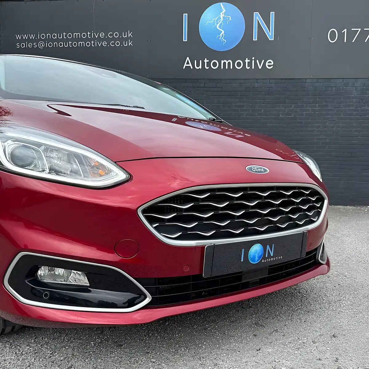 Used 2018 Ford Fiesta Vignale Ruby Red Met - Dtse - Interior and Exterior details 4