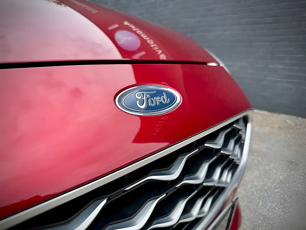 Used 2018 Ford Fiesta Vignale Ruby Red Met - Dtse - Interior and Exterior details 8