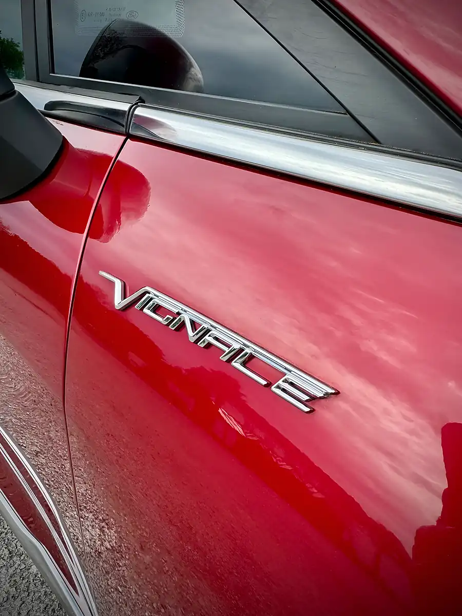 Used 2018 Ford Fiesta Vignale Ruby Red Met - Dtse - Interior and Exterior details 9