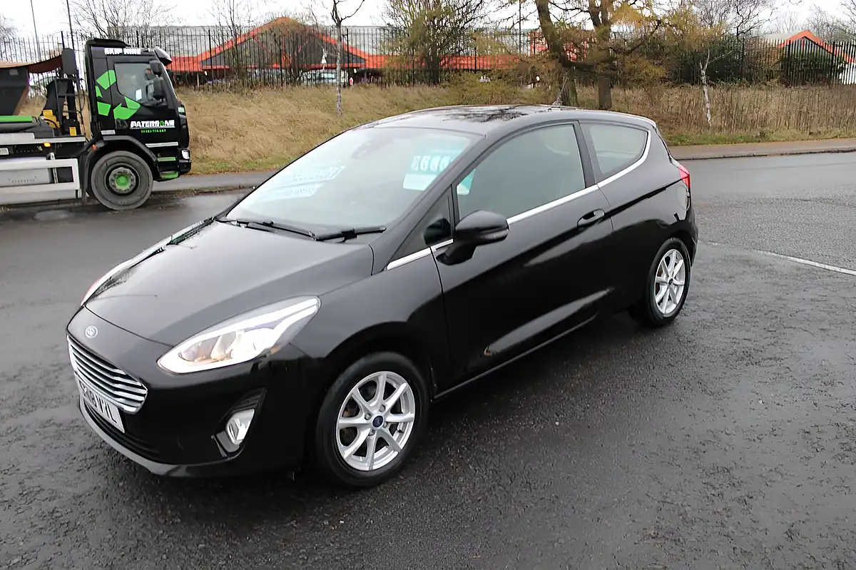 Used 2018 Ford Fiesta Zetec Black - Interior and Exterior details 11