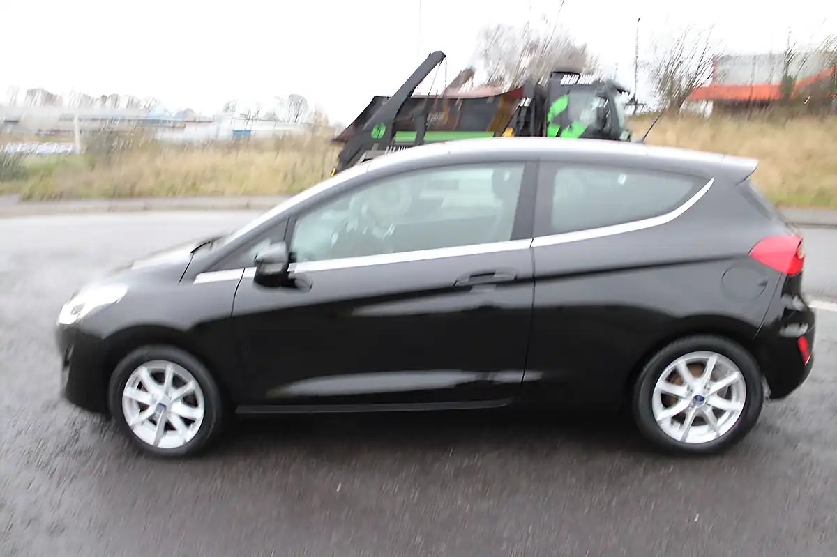 Used 2018 Ford Fiesta Zetec Black - Interior and Exterior details 2