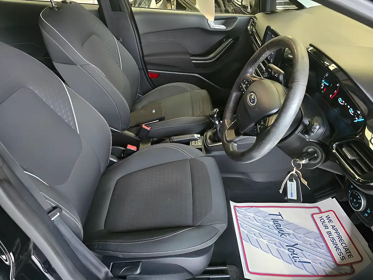 Used 2018 Ford Fiesta Zetec Black - Interior and Exterior details 10