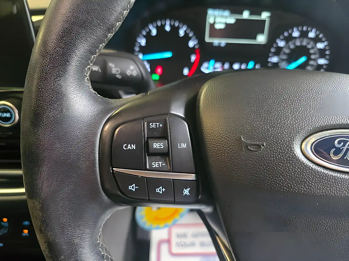 Used 2018 Ford Fiesta Zetec Black - Interior and Exterior details 16