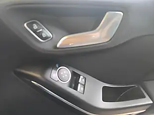 Used 2018 Ford Fiesta Zetec Black - Interior and Exterior details 17