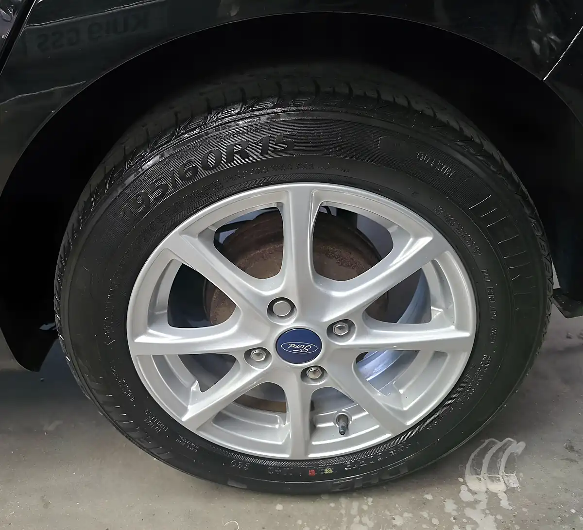 Used 2018 Ford Fiesta Zetec Black - Interior and Exterior details 18
