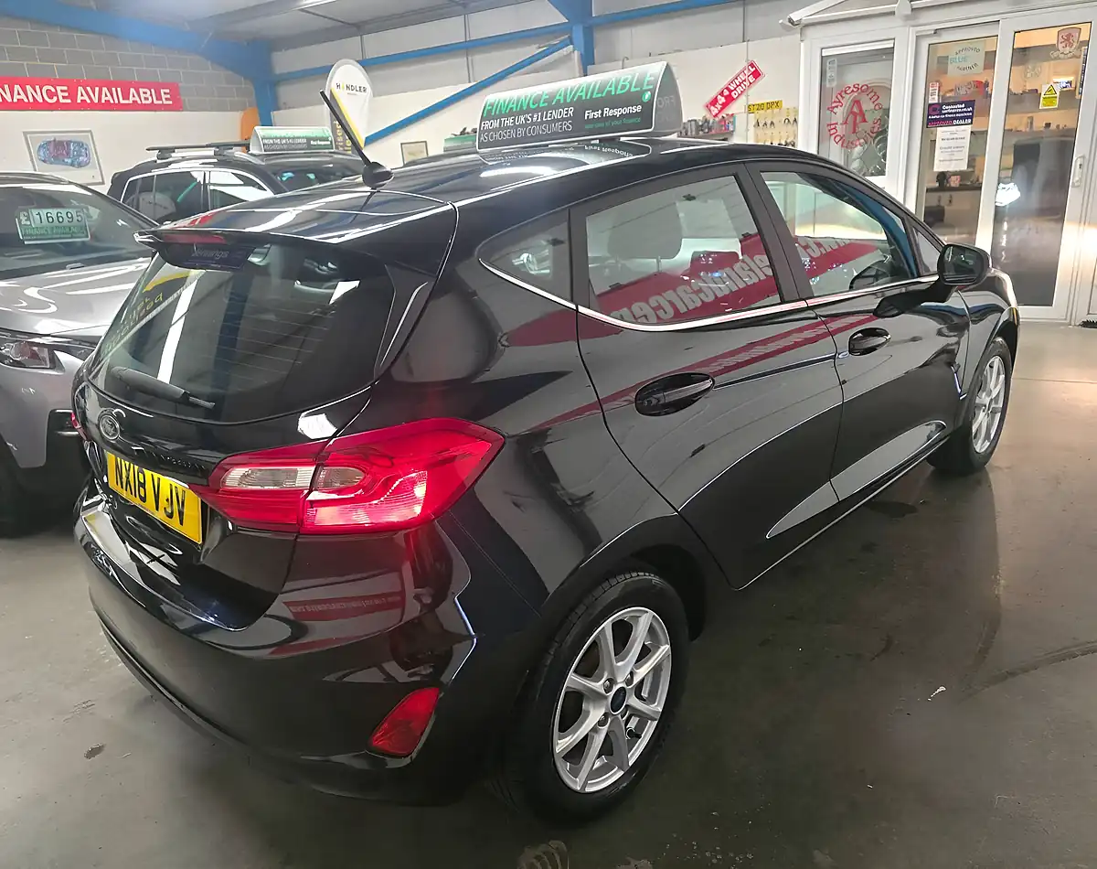 Used 2018 Ford Fiesta Zetec Black - Interior and Exterior details 8