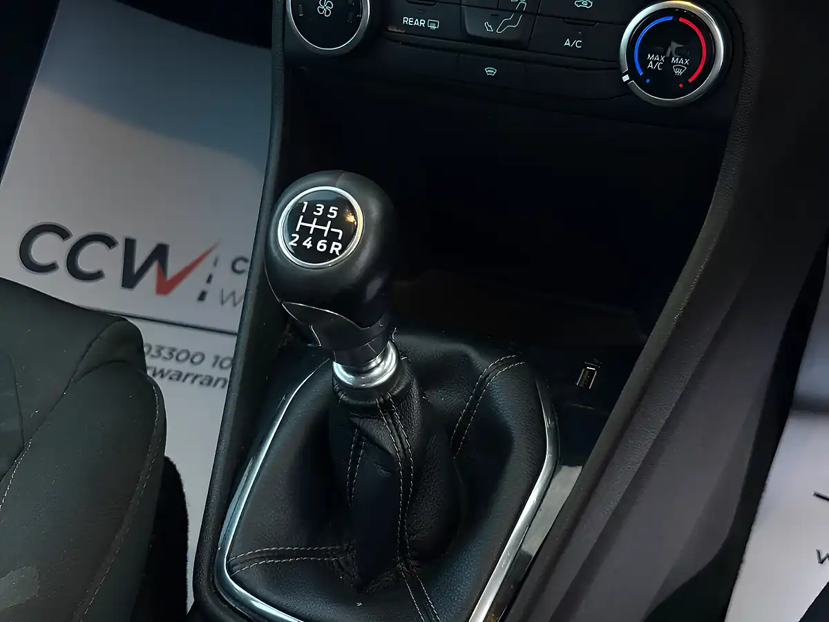 Used 2018 Ford Fiesta Zetec Black - Interior and Exterior details 17