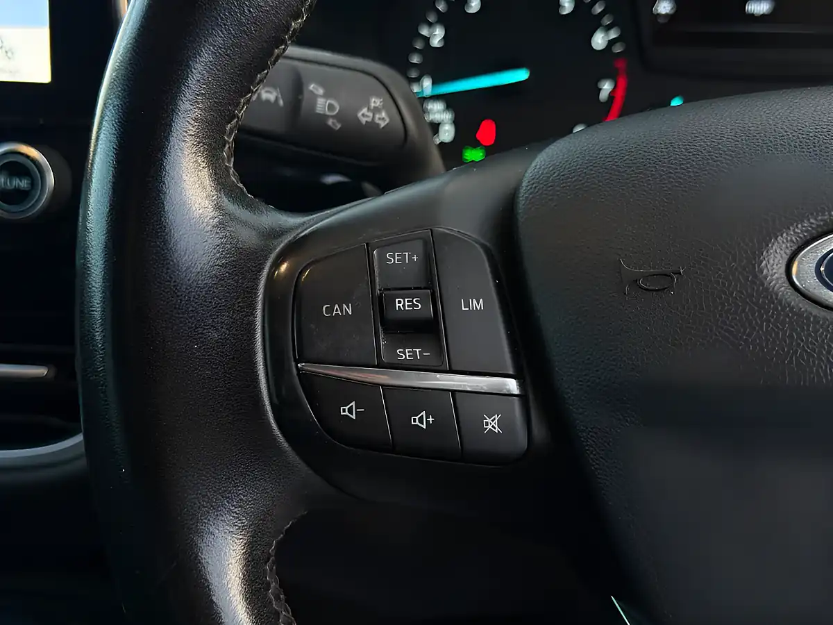 Used 2018 Ford Fiesta Zetec Black - Interior and Exterior details 18