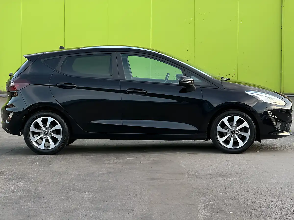 Used 2018 Ford Fiesta Zetec Black - Interior and Exterior details 7