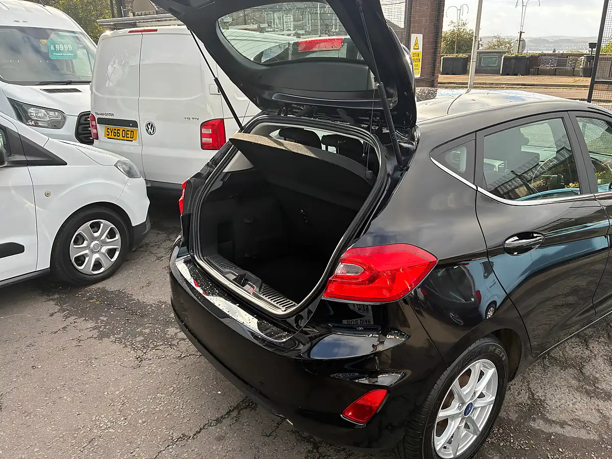Used 2018 Ford Fiesta Zetec Black - Interior and Exterior details 11