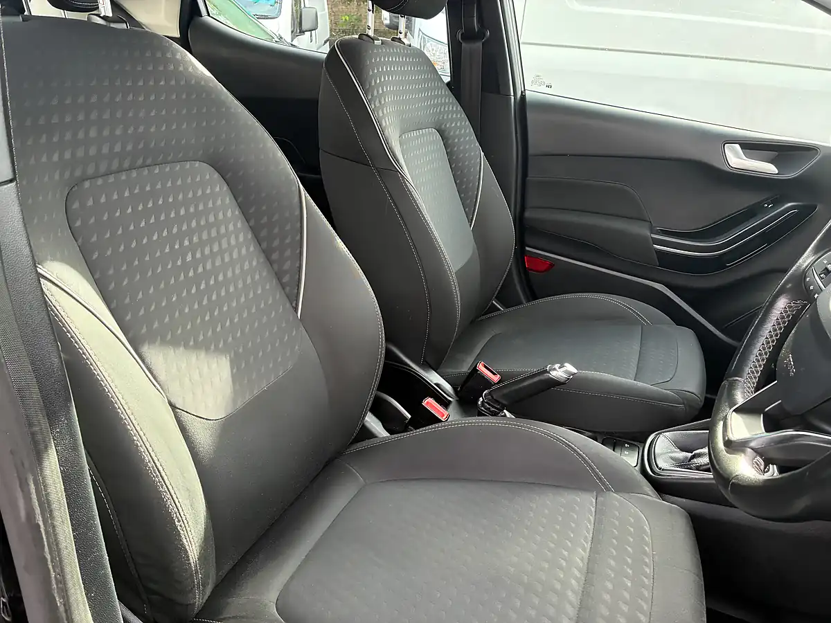 Used 2018 Ford Fiesta Zetec Black - Interior and Exterior details 14
