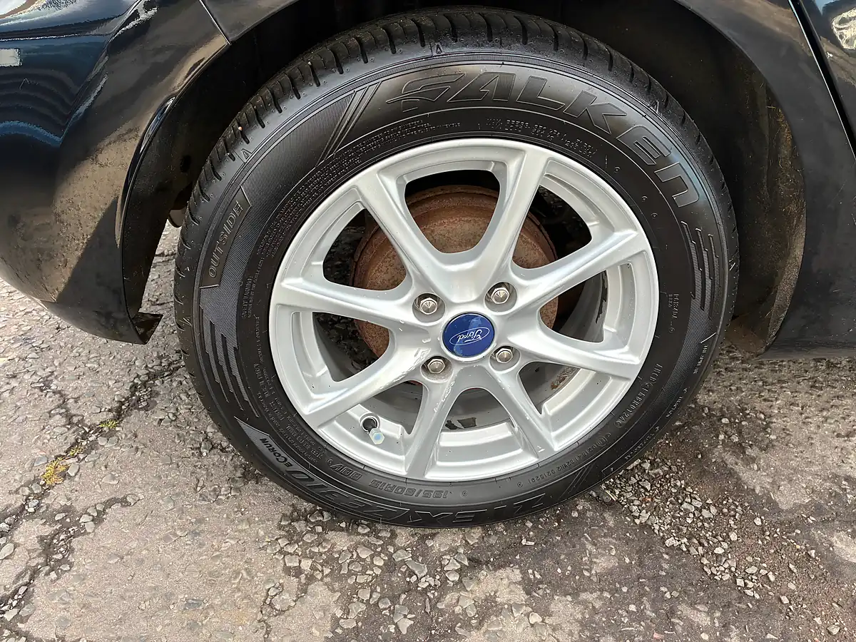 Used 2018 Ford Fiesta Zetec Black - Interior and Exterior details 8