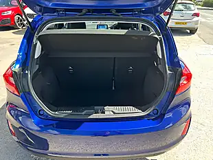 Used 2018 Ford Fiesta Zetec Blue - Interior and Exterior details 14