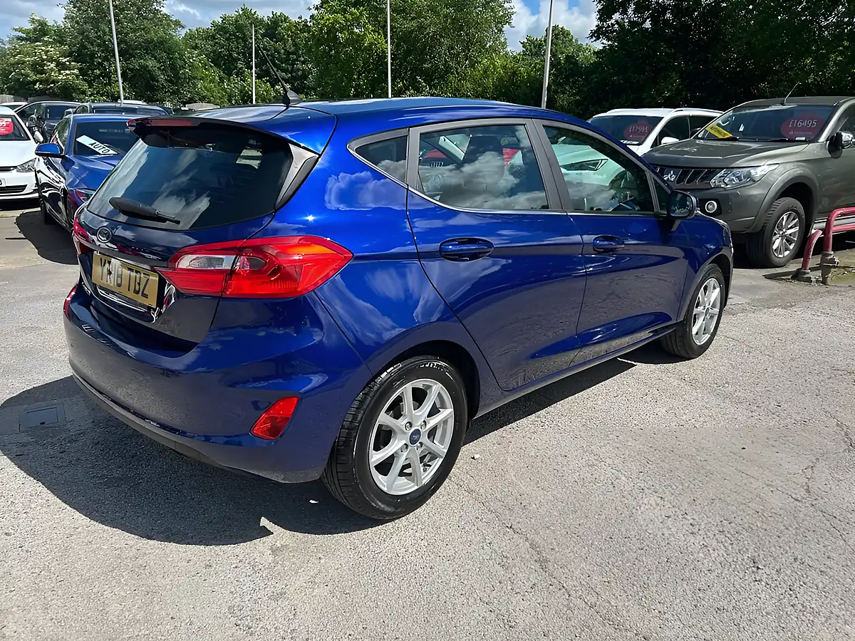 Used 2018 Ford Fiesta Zetec Blue - Interior and Exterior details 3