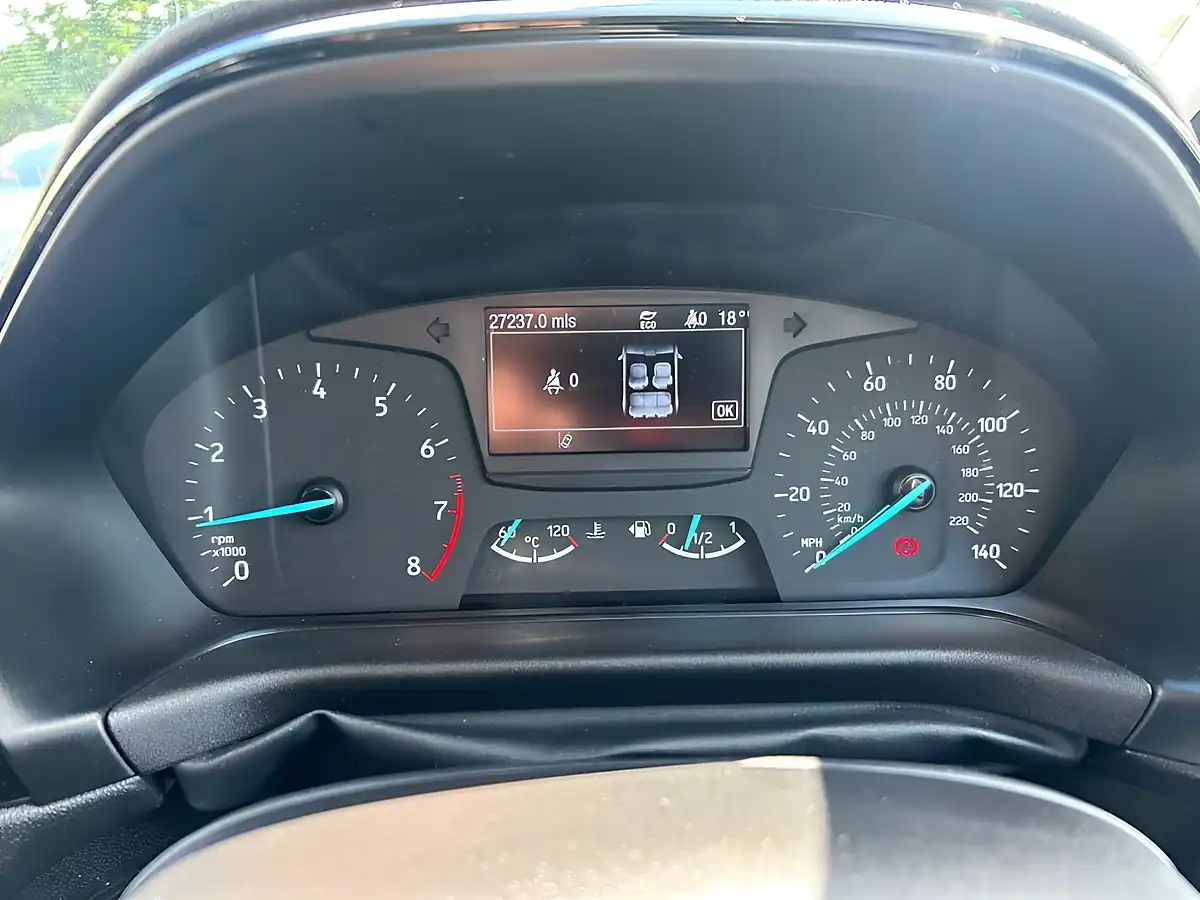 Used 2018 Ford Fiesta Zetec Blue - Interior and Exterior details 4
