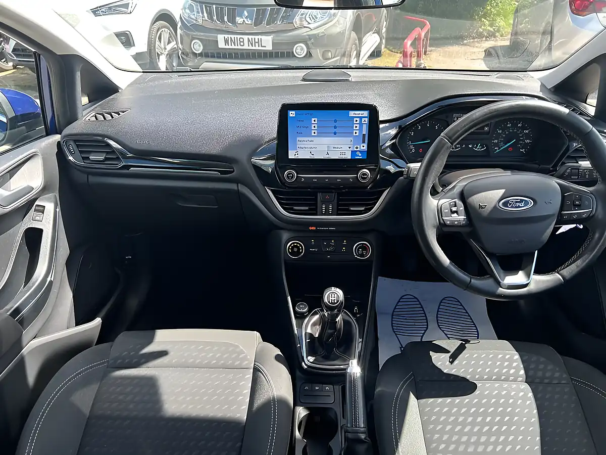 Used 2018 Ford Fiesta Zetec Blue - Interior and Exterior details 8